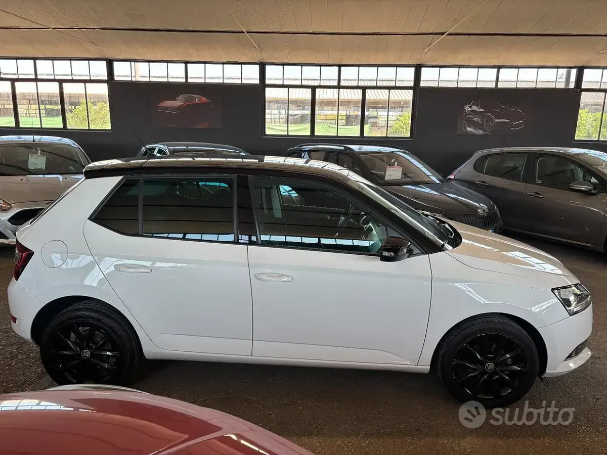Usata Skoda Fabia 75 CV (55 kW) 2019 Bianco Utilitaria
