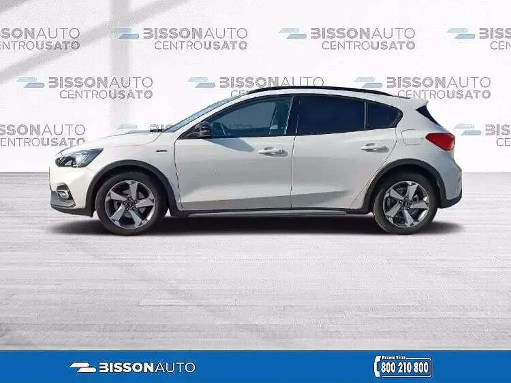 Usata Ford Focus Active 125 CV (91 kW) 2021 Bianco Berlina