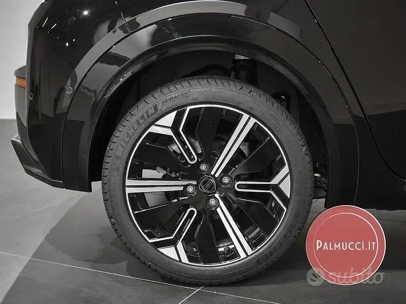 Novo Lancia Ypsilon 101 HP (74 kW) 2026 Citadino