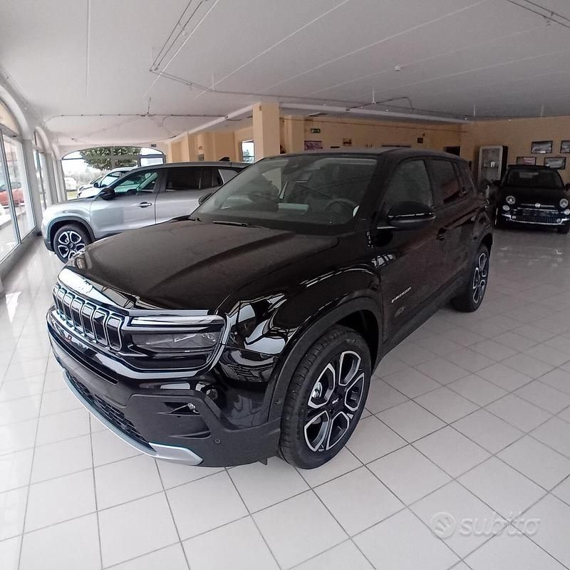 Nero Nuova 2025 Jeep Avenger Summit SUV | 24.400 € (Buon prezzo) - Immagine 1/4