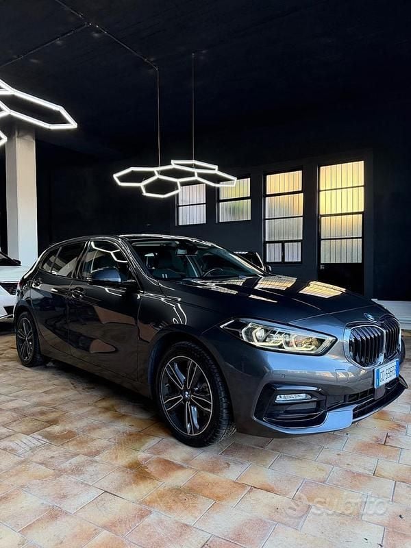Usata BMW 116 M Sport 116 CV (85 kW) 2020 Grigio Utilitaria