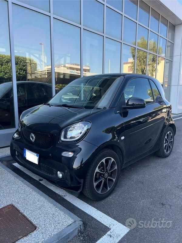 Usata 2017 Smart ForTwo Coupé Due volumi | 10.750 € (Super prezzo) - Immagine 1/4