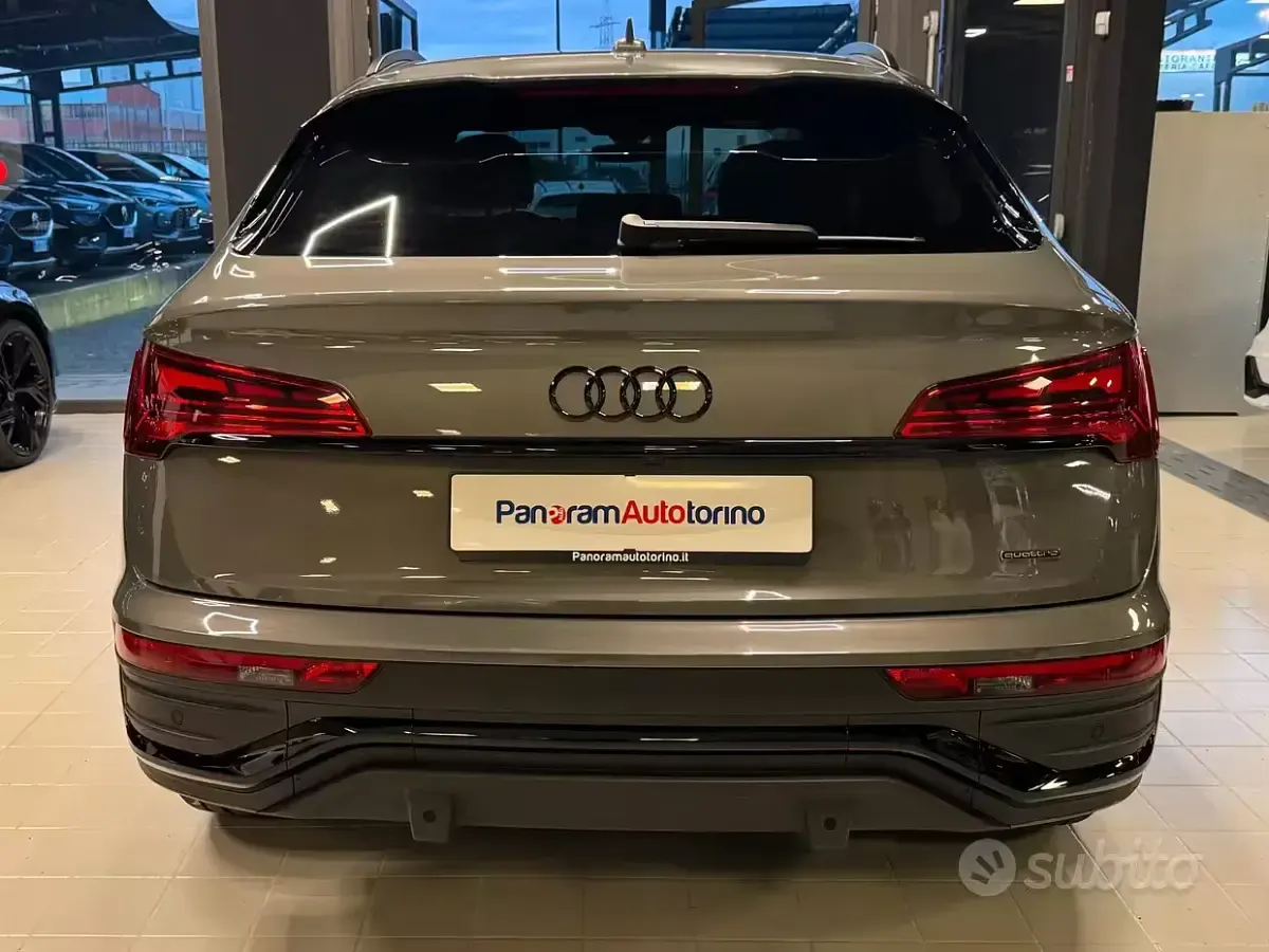 Usata Audi Q5 Ambiente 204 CV (150 kW) 2025 Grigio SUV