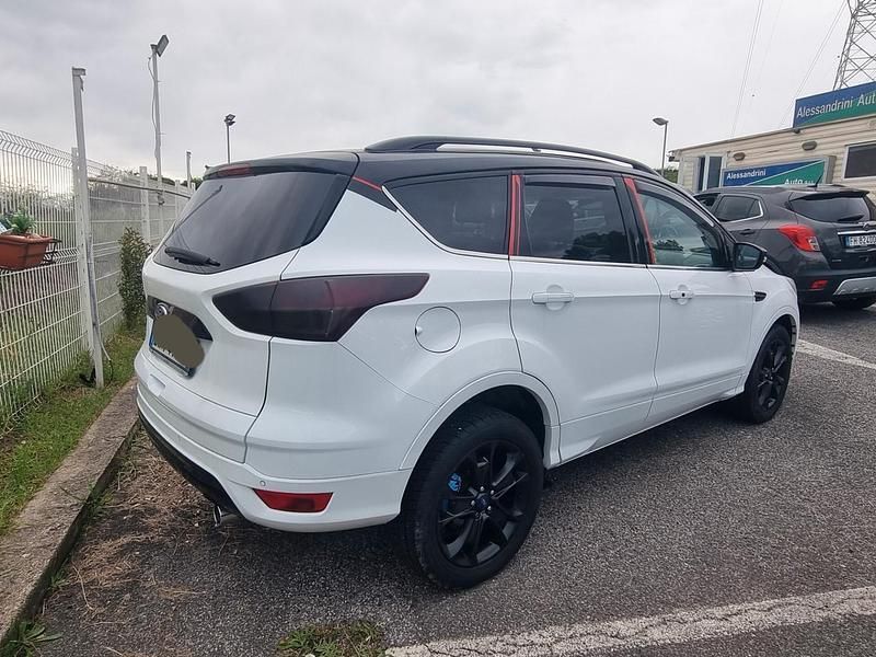 Usata Ford Kuga Titanium 163 CV (119 kW) 2014 Bianco SUV