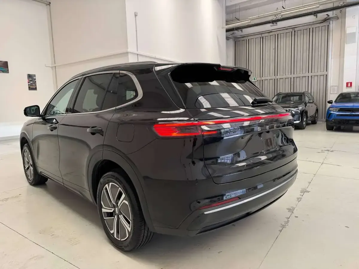 Nuova Geely Starray 99 CV (72 kW) 2026 Nero SUV