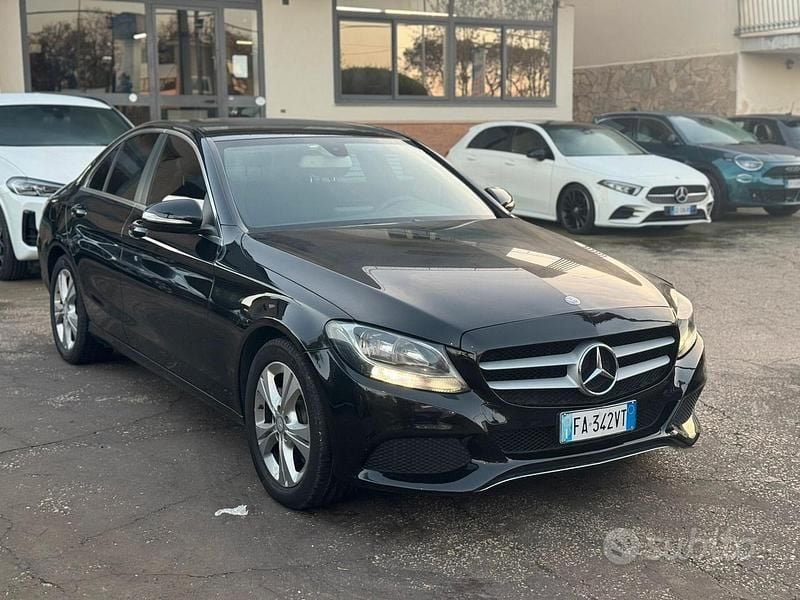 Usata Mercedes C180 Premium 115 CV (84 kW) 2015 Nero Berlina