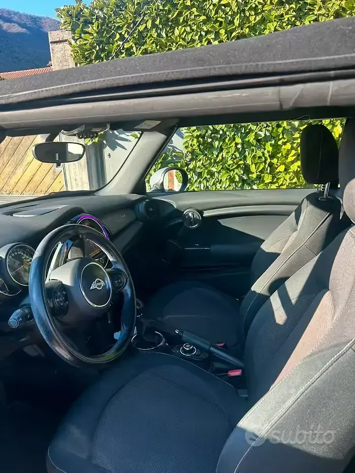 Usata Mini Cooper D Cabriolet 116 CV (85 kW) 2017 Grigio Cabrio
