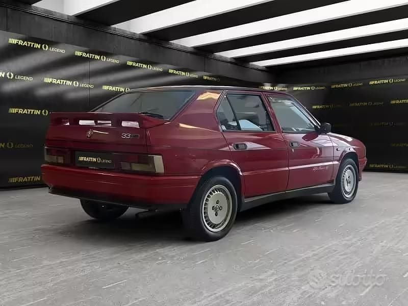 Usata Alfa Romeo 33 Quadrifoglio Verde 114 CV (83 kW) 1988 Rosso Berlina