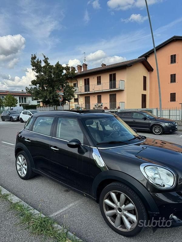 Usata Mini Countryman 112 CV (82 kW) 2015 Nero SUV