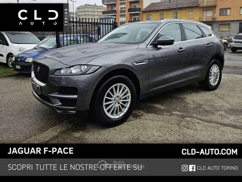 Usata Jaguar F-Pace 180 CV (132 kW) 2017 Grigio scuro SUV