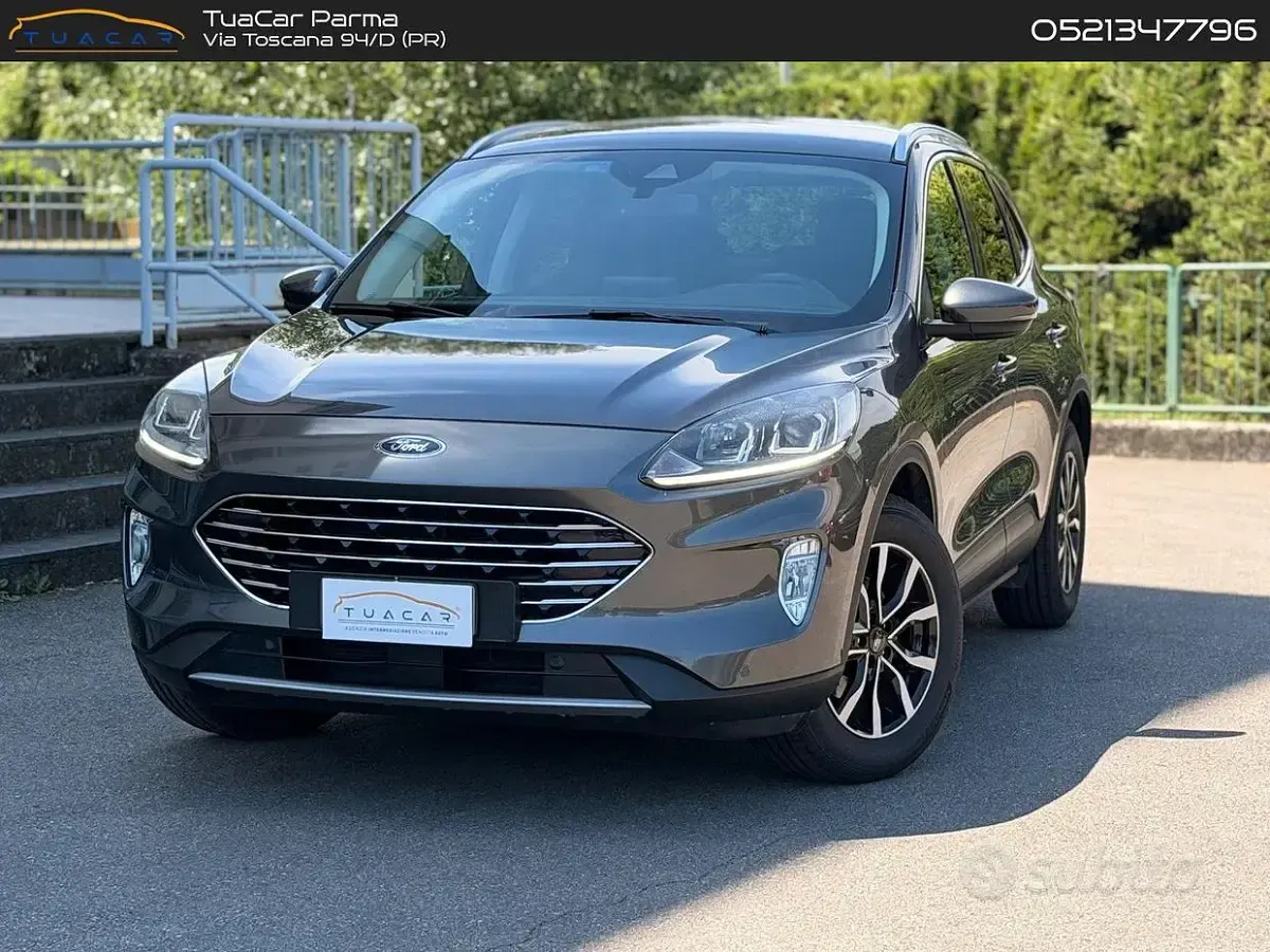 Usata Ford Kuga ST-Line X 120 CV (88 kW) 2020 Grigio SUV