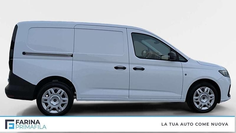 Usata Ford Tourneo Trend 102 CV (75 kW) 2024 Frozen white Furgone