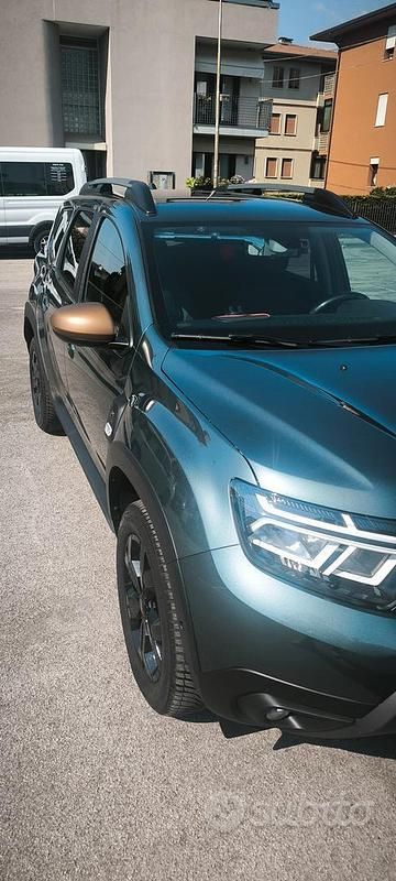 Usata Dacia Duster 116 CV (85 kW) 2023 Verde SUV