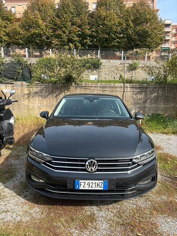 Usata VW Passat 2019 Grigio Berlina