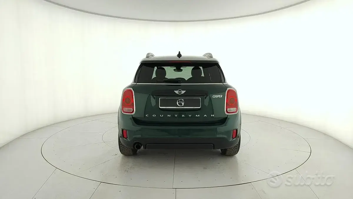 Usata Mini Countryman 136 CV (100 kW) 2017 Verde SUV