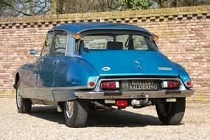 Usata Citroën DS 110 CV (80 kW) 1973 Blu Berlina