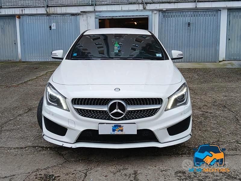 Usata Mercedes CLA220 Shooting Brake Premium 177 CV (130 kW) 2015 Bianco Station wagon