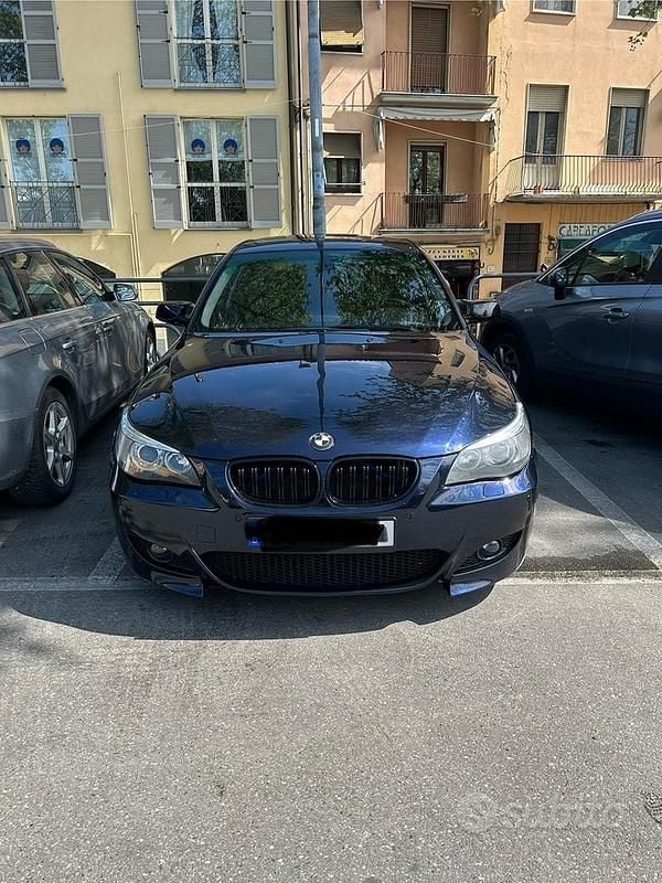 Usata BMW 530 M Sport 231 CV (169 kW) 2003 Blu Berlina