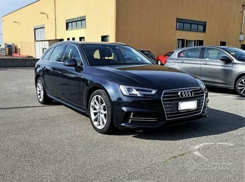 Usata Audi A4 S-Line 150 CV (110 kW) 2018 Blu Station wagon