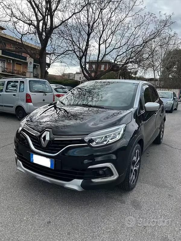 Usata Renault Captur 90 CV (66 kW) 2018 Nero SUV