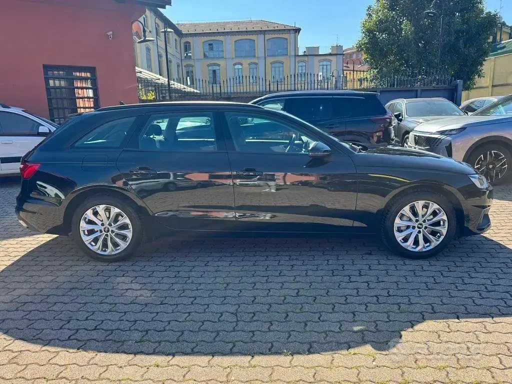 Usata Audi A4 Advanced 204 CV (150 kW) 2022 Nero Station wagon