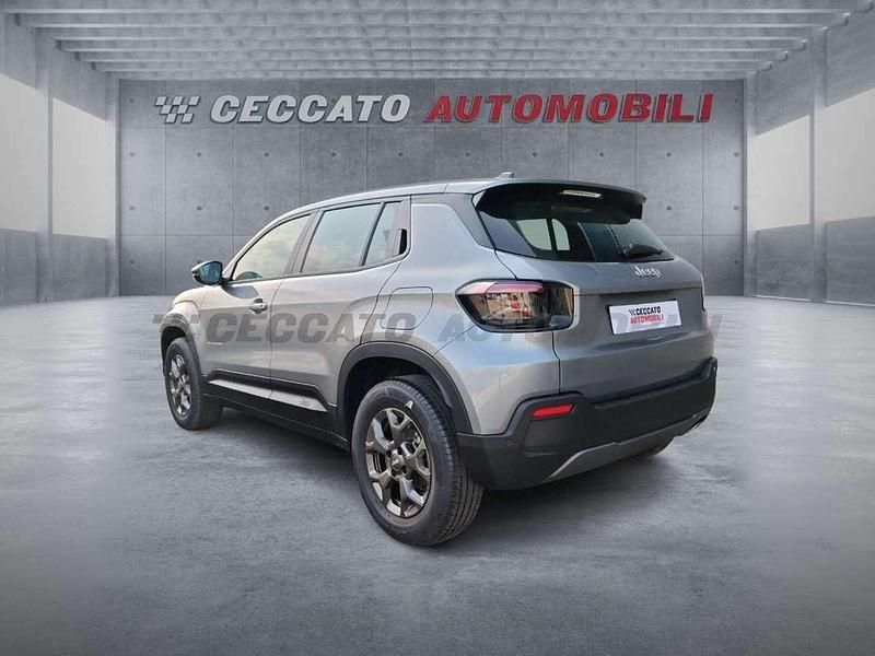 Nuova Jeep Avenger Longitude 101 CV (74 kW) 2025 Grigio SUV