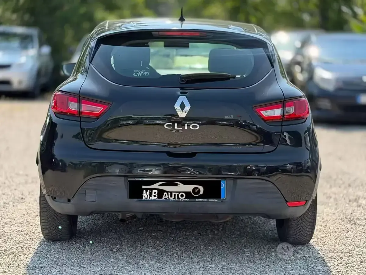 Usata Renault Clio IV 72 CV (52 kW) 2015 Nero Berlina