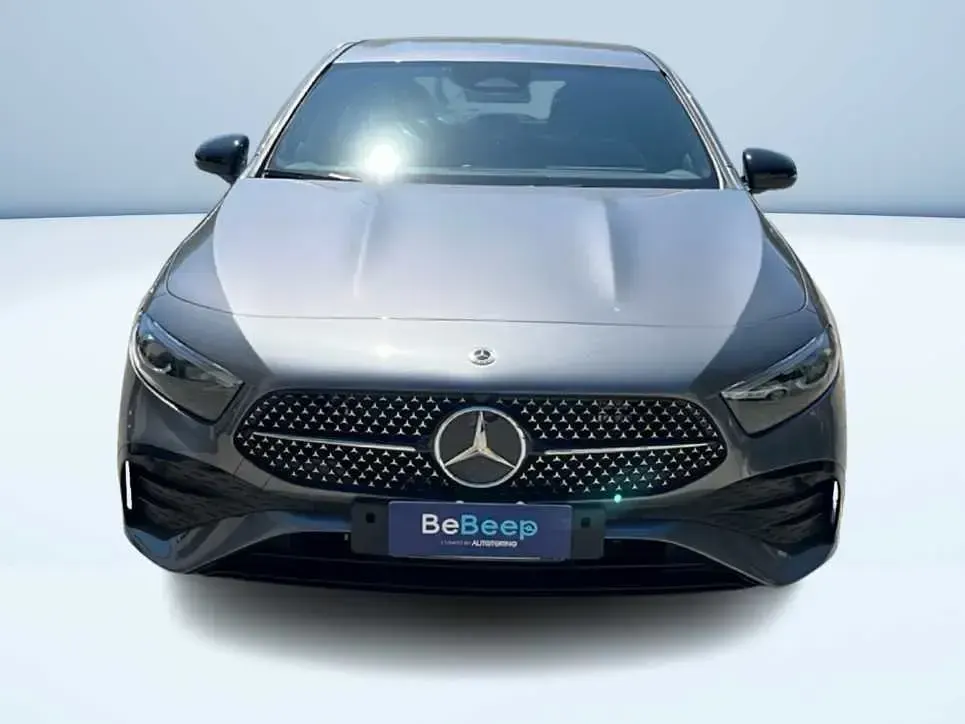 Usata Mercedes A250 Advanced Plus 163 CV (119 kW) 2024 Grigio Berlina