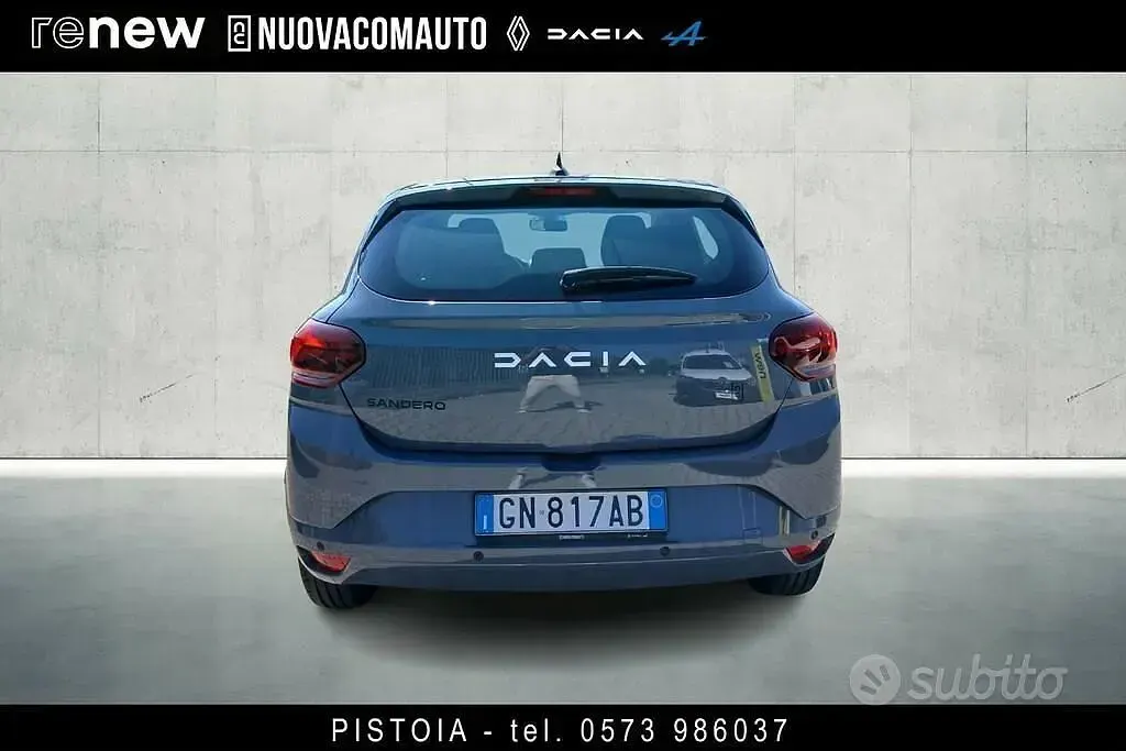 Usata Dacia Sandero Expression 101 CV (74 kW) 2023 Grigio Berlina
