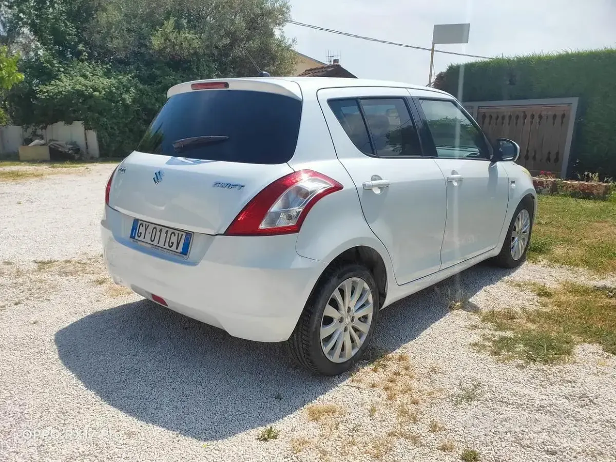 Usata Suzuki Swift 75 CV (55 kW) 2013 Utilitaria