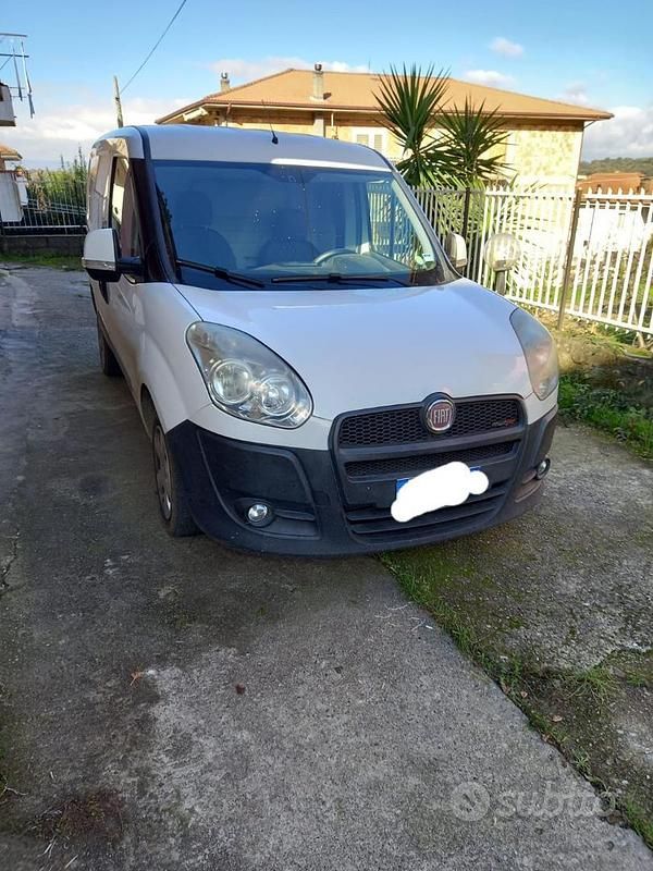 Usata 2010 Fiat Doblò Monovolume | 3500 € (Buon prezzo) - Immagine 1/4
