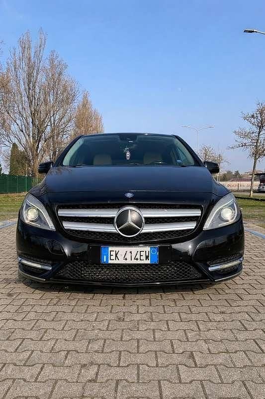 Usata Mercedes B200 Premium 136 CV (100 kW) 2011 Monovolume