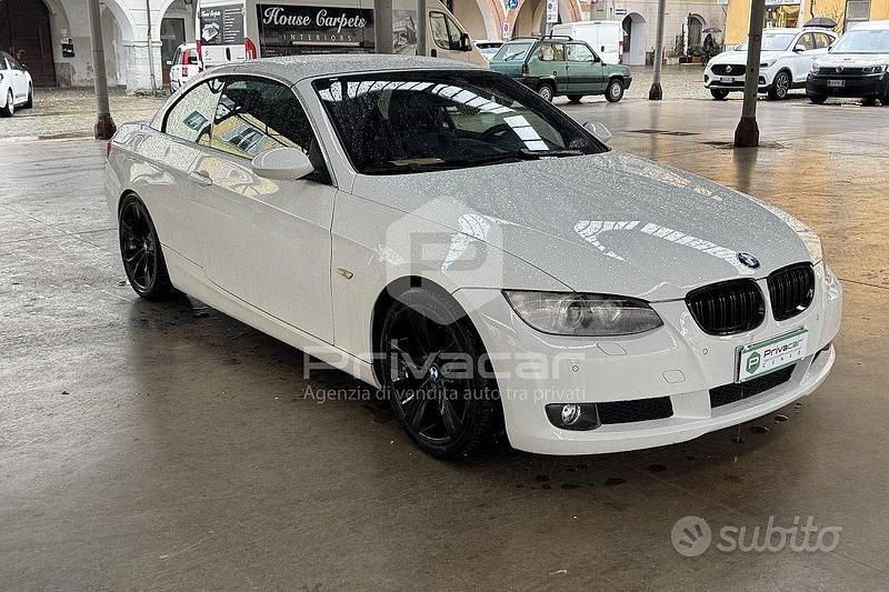 Usata BMW 320 Cabriolet 177 CV (130 kW) 2009 Bianco Cabrio