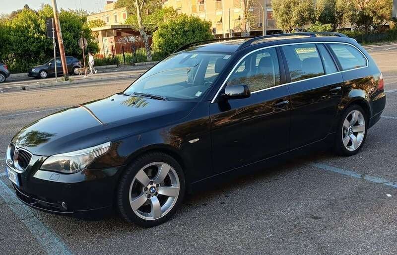 Nero Usata 2005 BMW 530 Station wagon | 6300 € (Buon prezzo) - Immagine 1/4