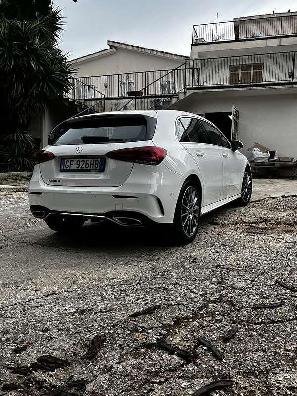Usata Mercedes A180 Premium 116 CV (85 kW) 2021 Berlina