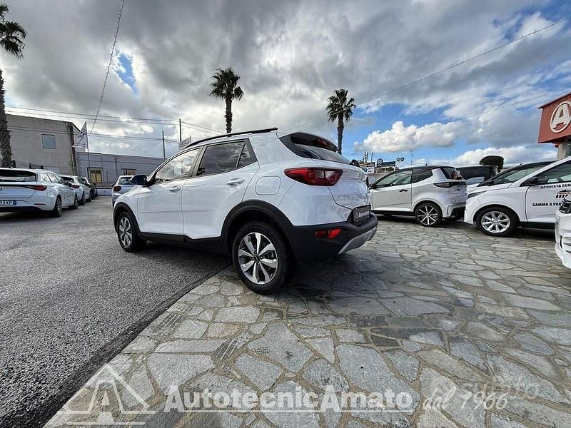 Usata Kia Stonic Style 79 CV (58 kW) 2025 Bianco SUV