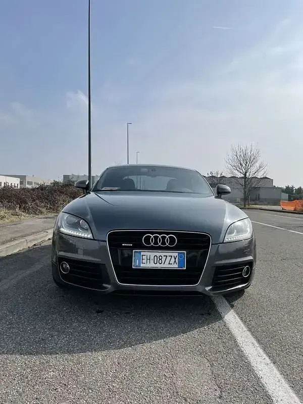 Begagnad Audi TT Advanced Plus 170 HK (125 kW) 2011 Sportkupé