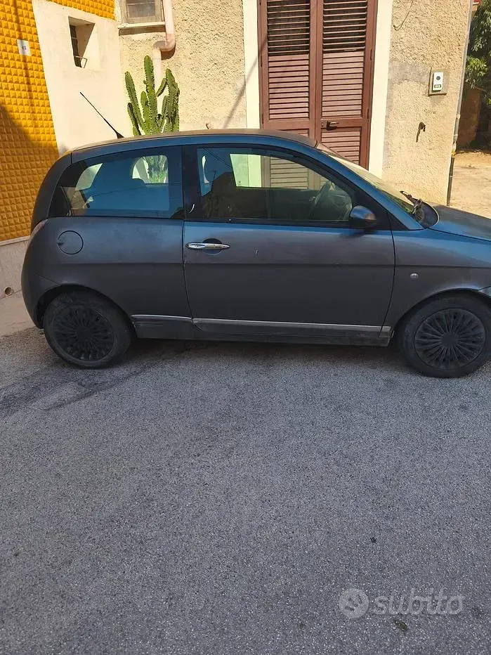 Usata Lancia Ypsilon 2007 Grigio Utilitaria