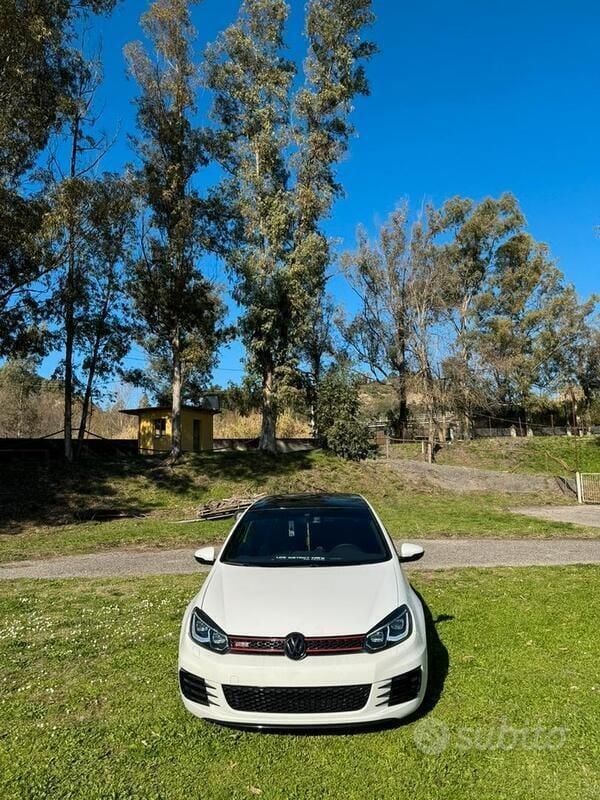 Usata VW Golf VI GTI 211 CV (155 kW) 2010 Utilitaria