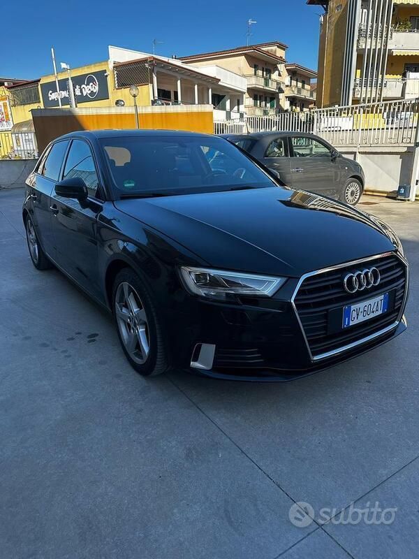 Usata Audi A1 116 CV (85 kW) 2017 Nero Utilitaria