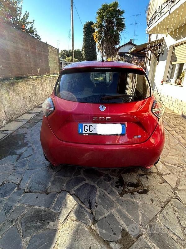 Usata Renault Zoe Intens 100 kW (136 CV) 2020 Rosso Utilitaria
