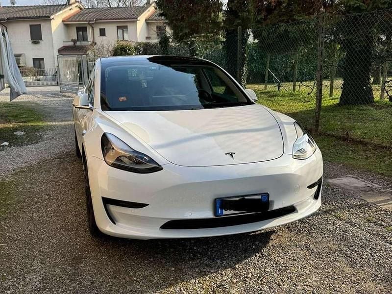 Usata Tesla Model 3 Standard Range 88 kW (120 CV) 2020 Berlina