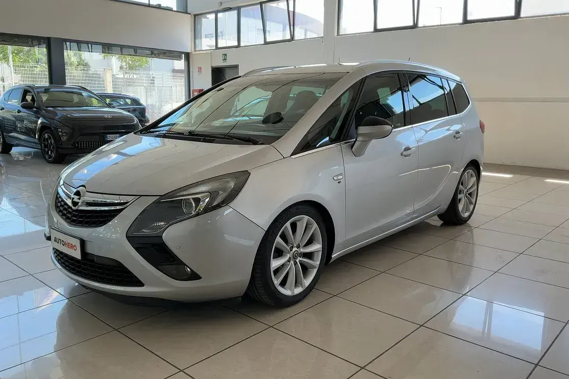 Usata Opel Zafira Tourer Cosmo 120 CV (88 kW) 2015 Monovolume