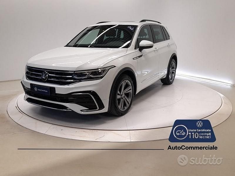 Usata VW Tiguan R-line 150 CV (110 kW) 2022 Bianco SUV