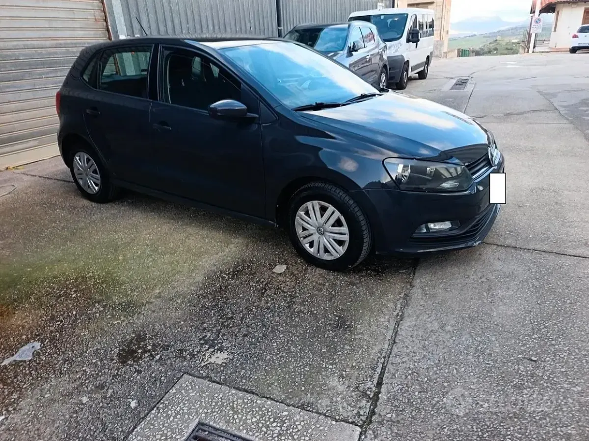 Usata VW Polo Comfortline 75 CV (55 kW) 2016 Nero Berlina