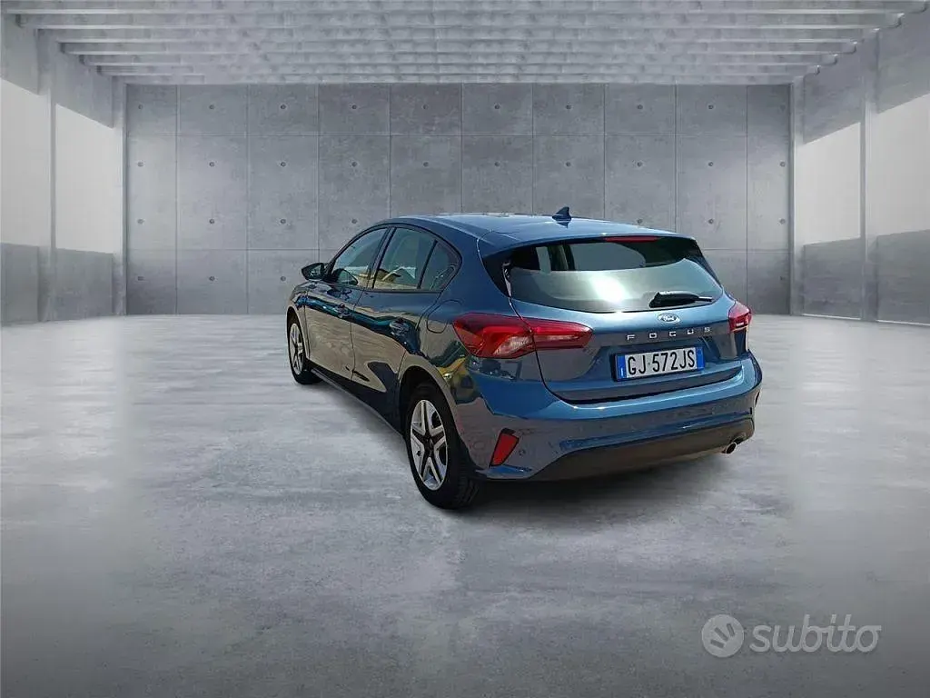 Usata Ford Focus Business Edition 120 CV (88 kW) 2022 Blu Berlina