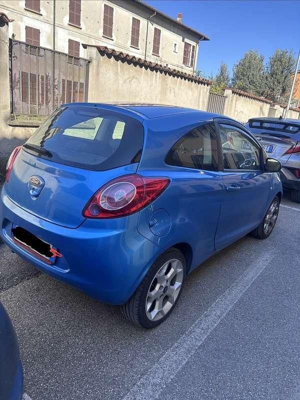 Usata Ford Ka 69 CV (50 kW) 2012 Blu Utilitaria