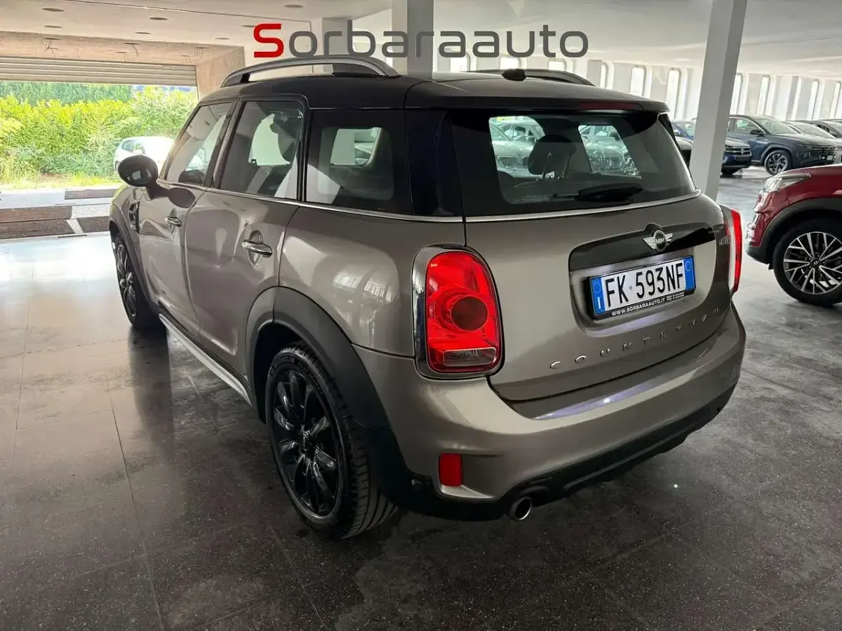 Usata Mini Cooper Countryman 136 CV (100 kW) 2017 Grigio SUV