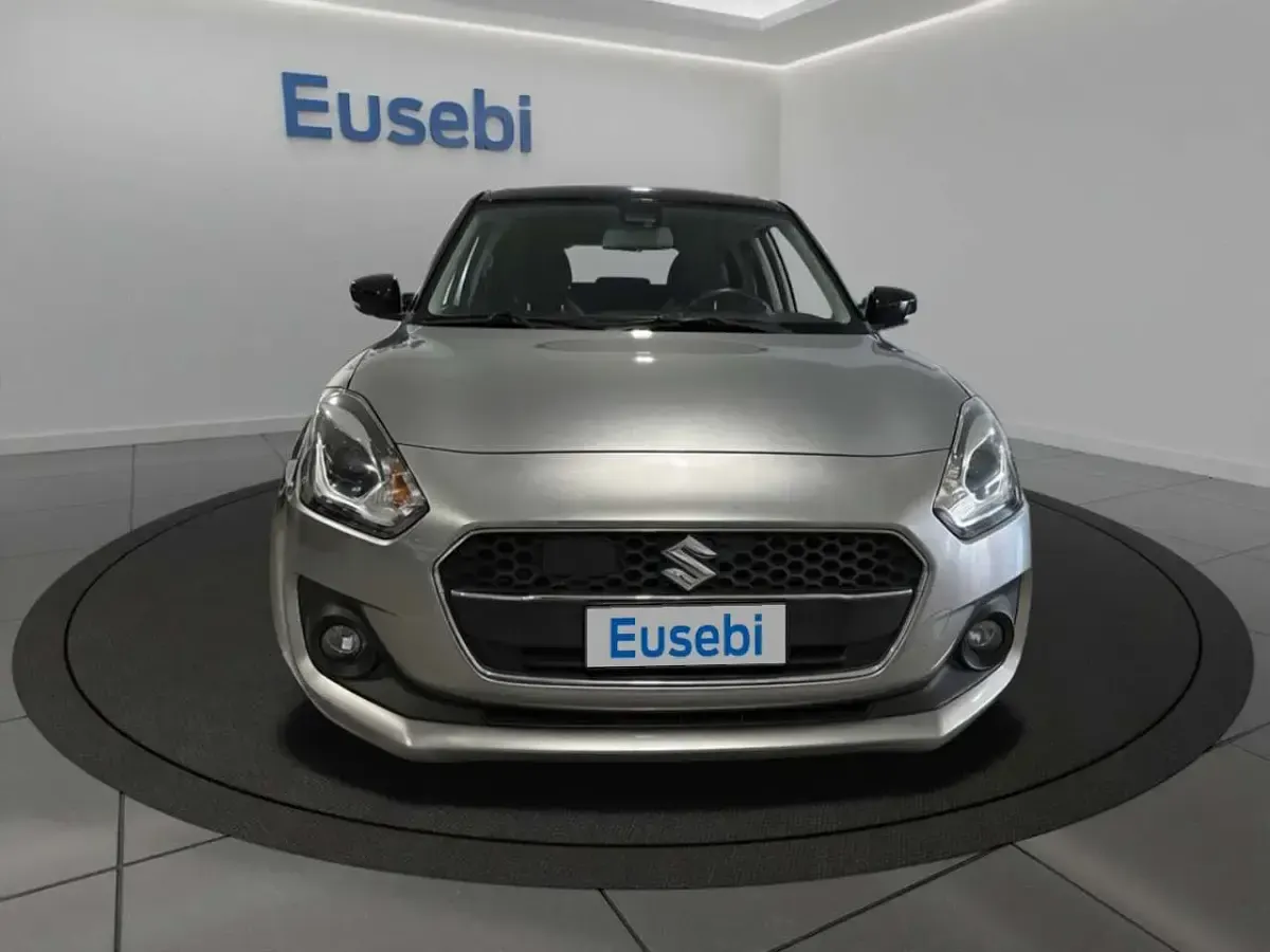 Usata Suzuki Swift 90 CV (66 kW) 2019 Argento Utilitaria