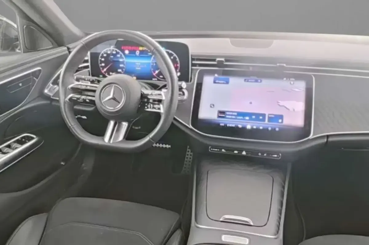 Usata Mercedes E220 Advanced Plus 197 CV (144 kW) 2024 Nero Station wagon